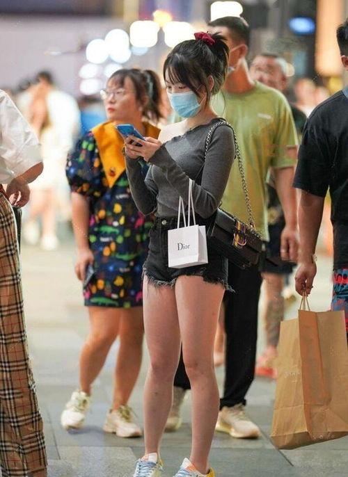 娱乐吃瓜君打底裤